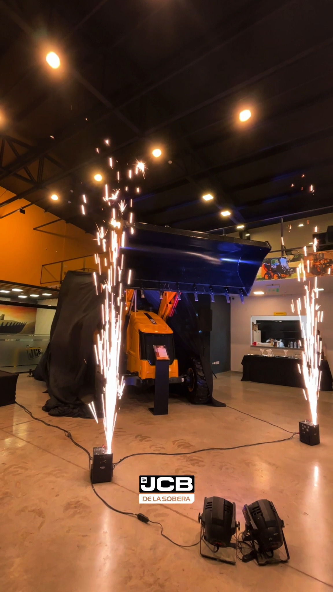 Proyecto Lanzamiento JCB